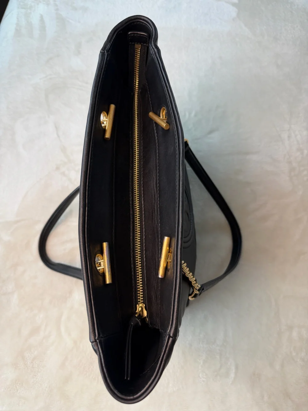 Tory Burch Fleming Chain Tote